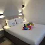 Hotel Kyriad Bellegarde - Geneve 3*