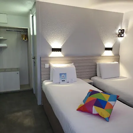 Hotel Kyriad Bellegarde - Geneve 3*