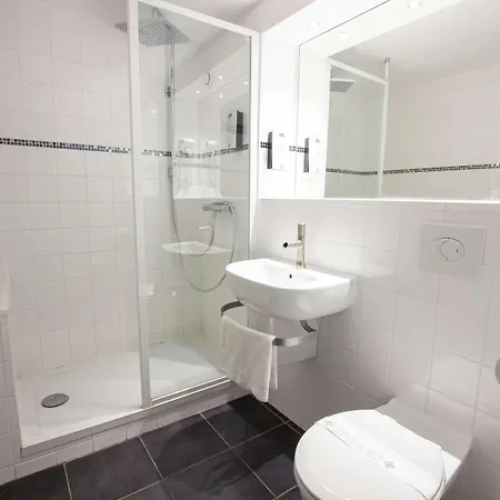 Kyriad Bellegarde - Geneve Chatillon-en-Michaille