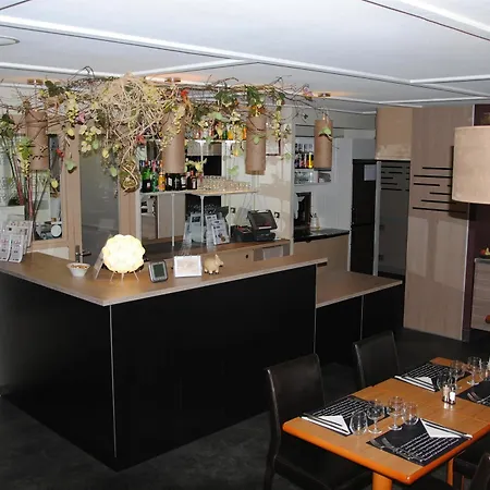 Kyriad Bellegarde - Geneve Hotel